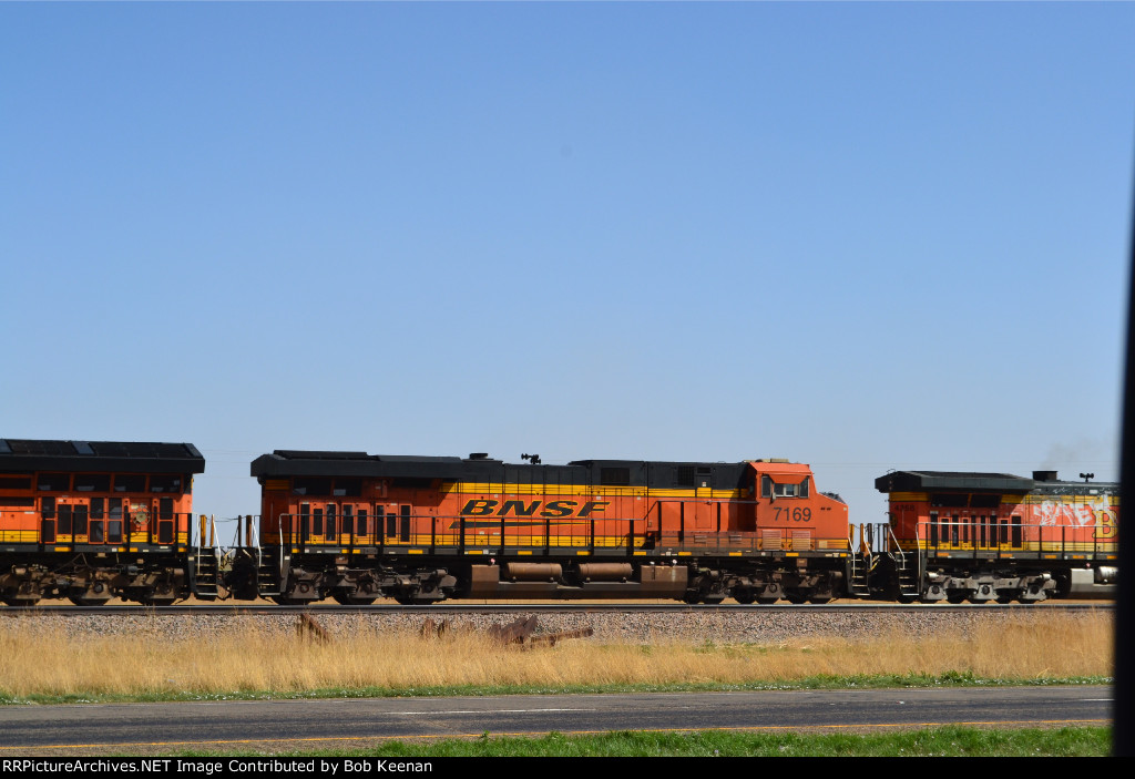 BNSF 7169